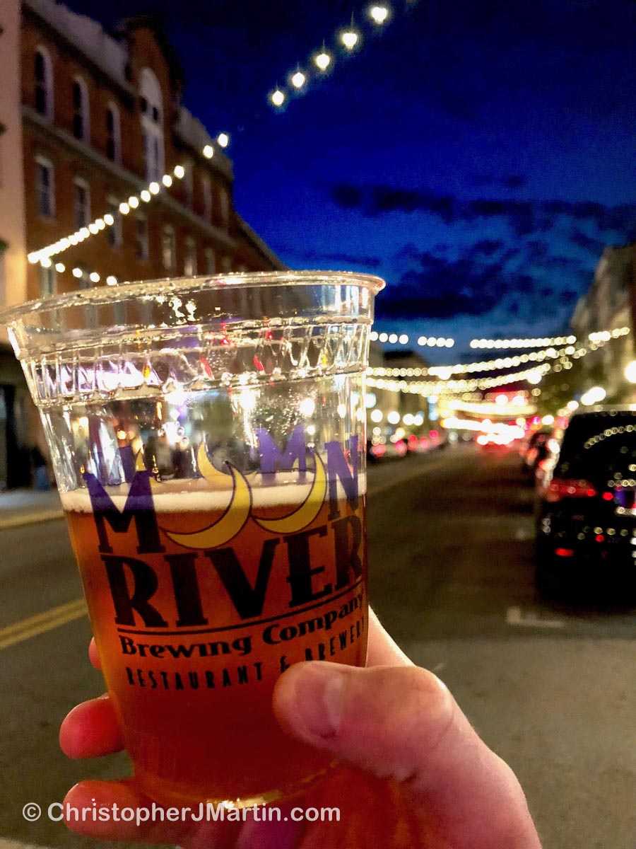 Moon River Beer to Go, Savannah GA